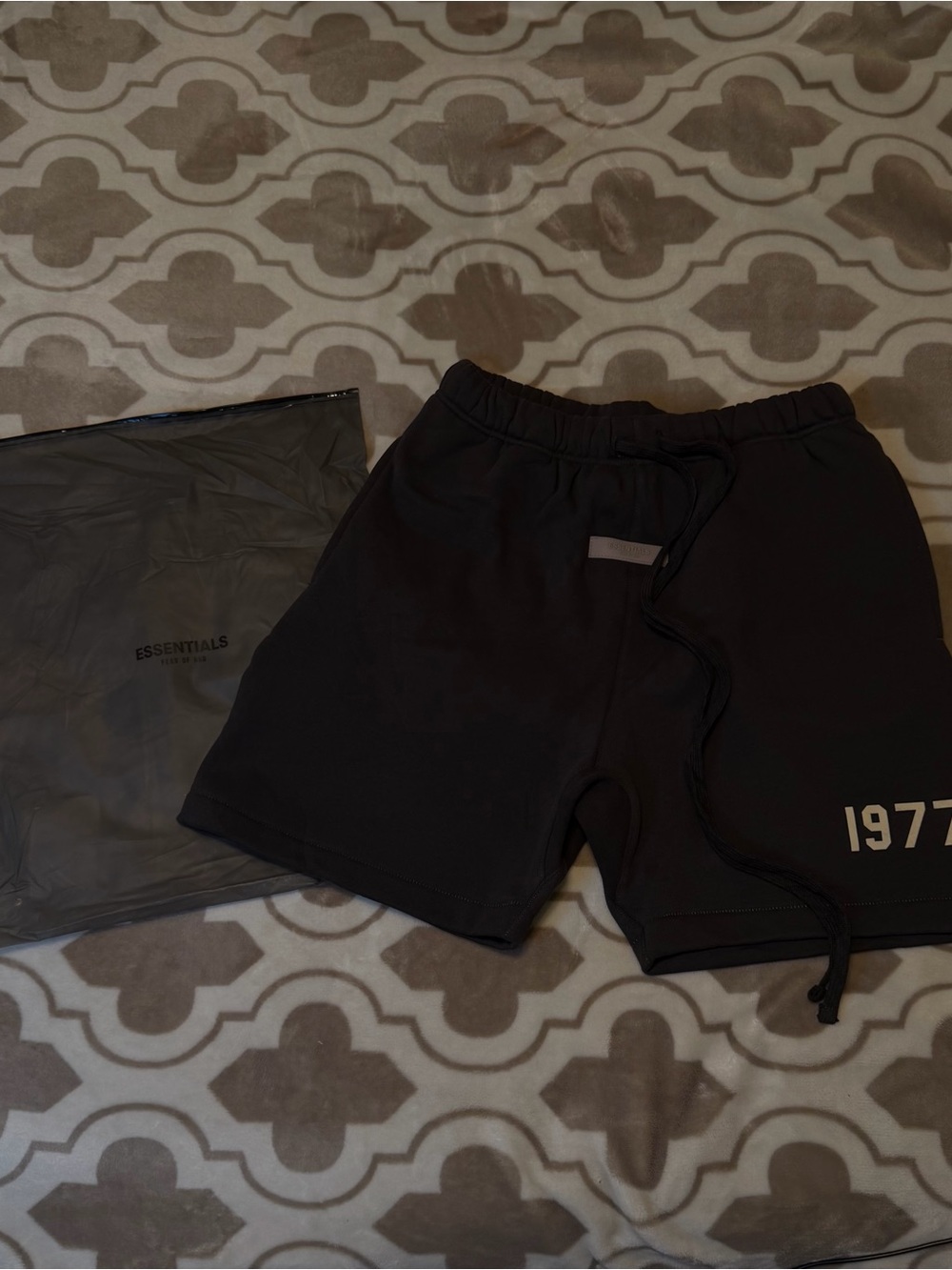 Essentials Men’s Black 1977 Logo Shorts
